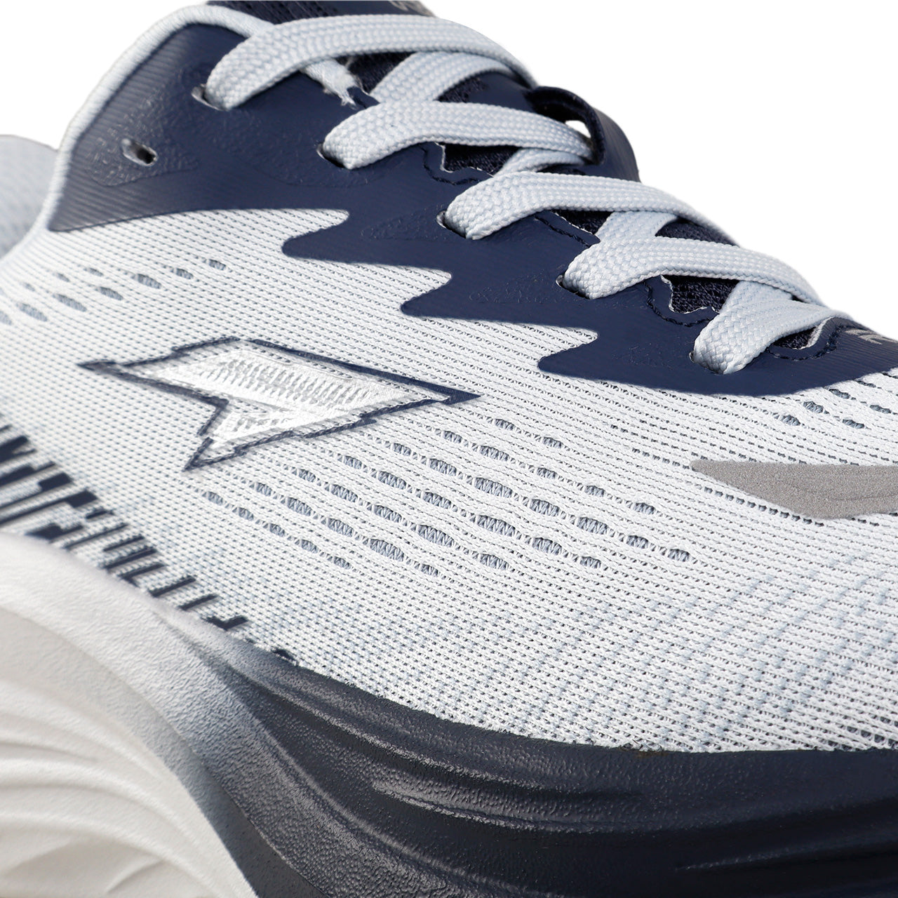 LT GREY / WHITE